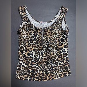 Cheetah print tank top size medium‎